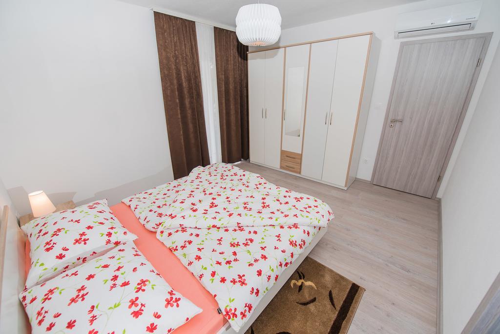 Apartment Grabovac Kaštela Pokój zdjęcie