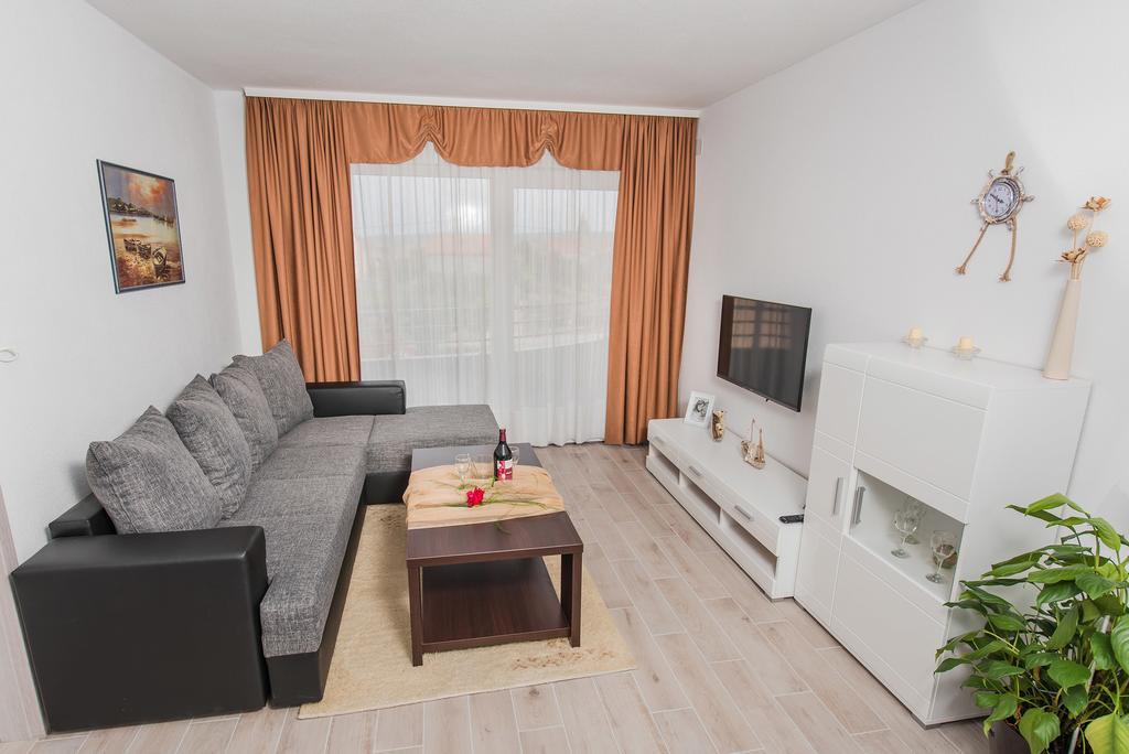 Apartment Grabovac Kaštela Pokój zdjęcie