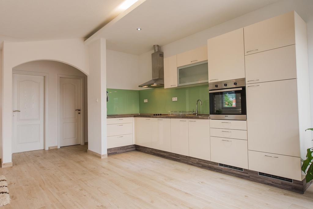 Apartment Grabovac Kaštela Pokój zdjęcie