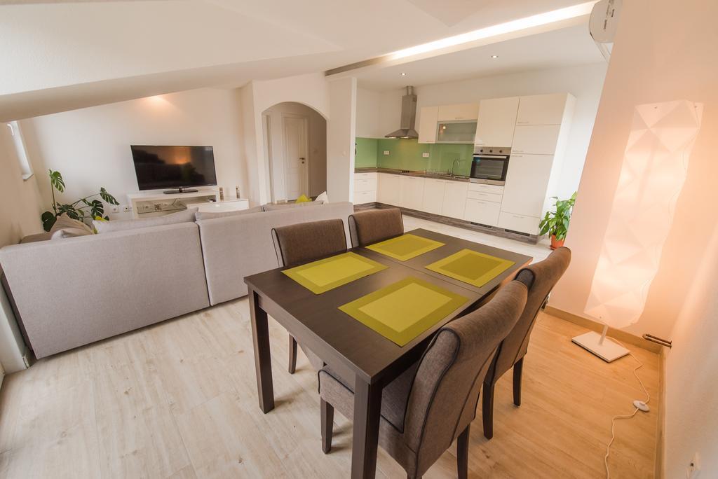 Apartment Grabovac Kaštela Pokój zdjęcie